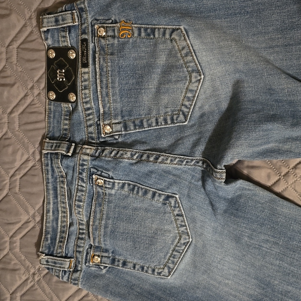 Miss Me Signature Skinny Womens Distressed Jeans